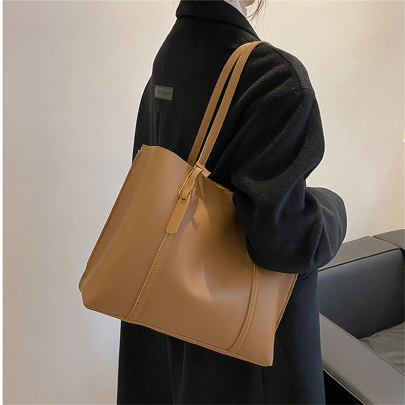 Klasyczna czarna torba typu to – Leatherwork Wallet recenzja i cena