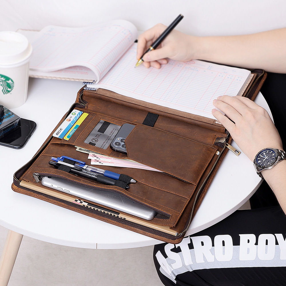 Teczka do pracy dla kobiet i m – Leather Work Folio recenzja i cena